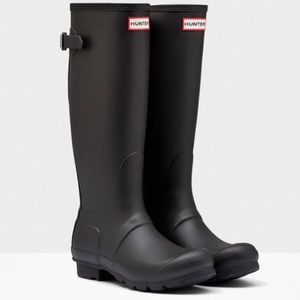 Matte black tall Hunter Boots (Wellies)